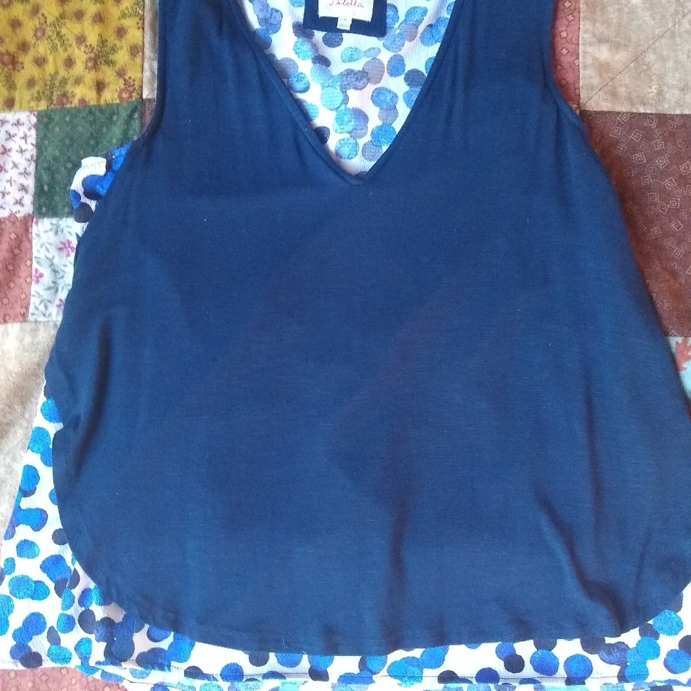 Deletta, Size Medium, Sleeveless Top